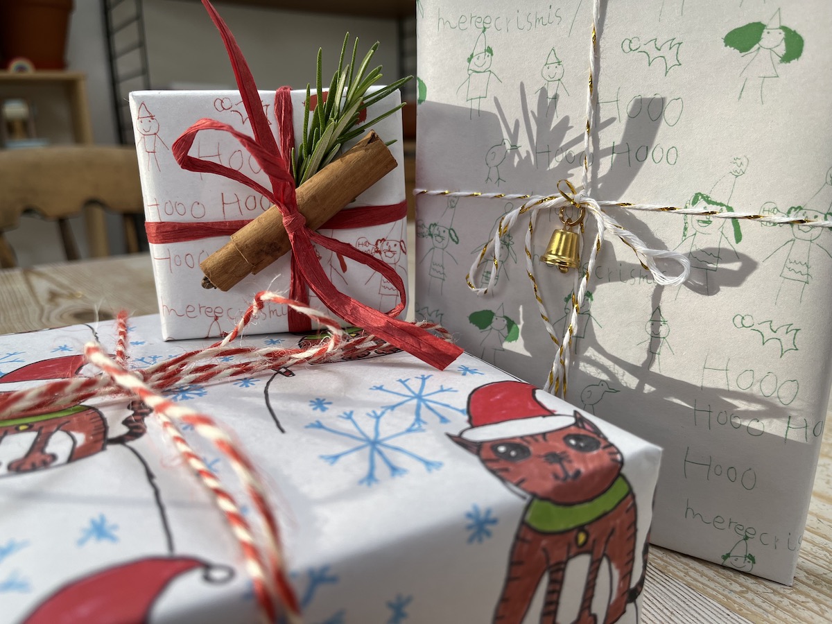 Newsprint wrapping paper. A step-by-step guide to making your own wrapping paper