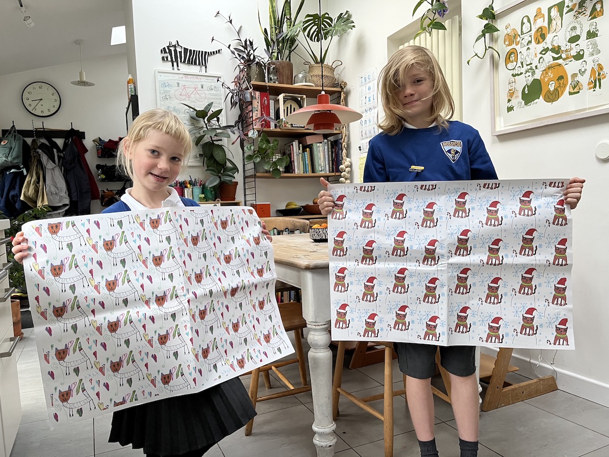 Newsprint wrapping paper. A step-by-step guide to making your own wrapping paper